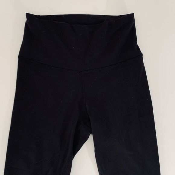 Lululemon Leggings Women 4* Black Crop Capri 21” Cutout Hem Gym Workout Yoga - Picture 3 of 10